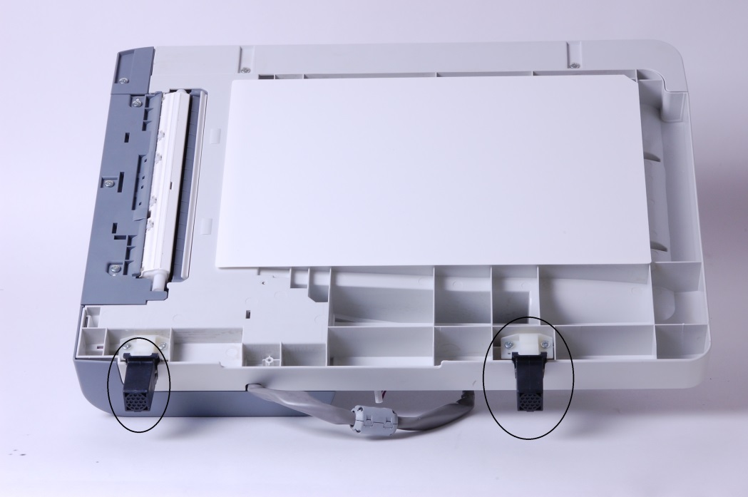 Hinge areas that recieve excess stress from opening and closing the document feeder