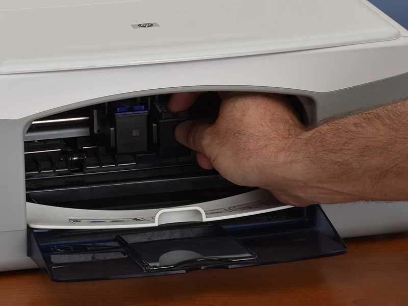 Removing the printhead from your inkjet printer