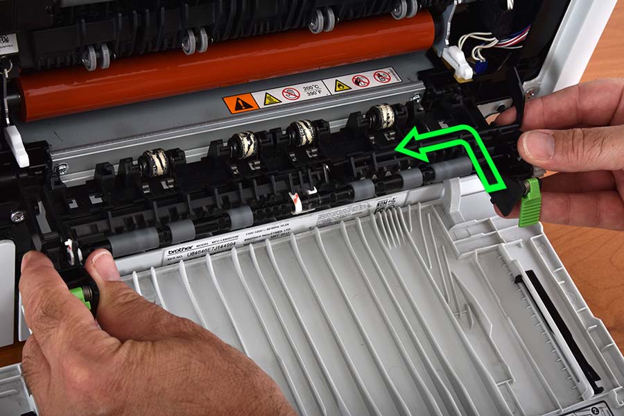 Install exit pinch roller assembly