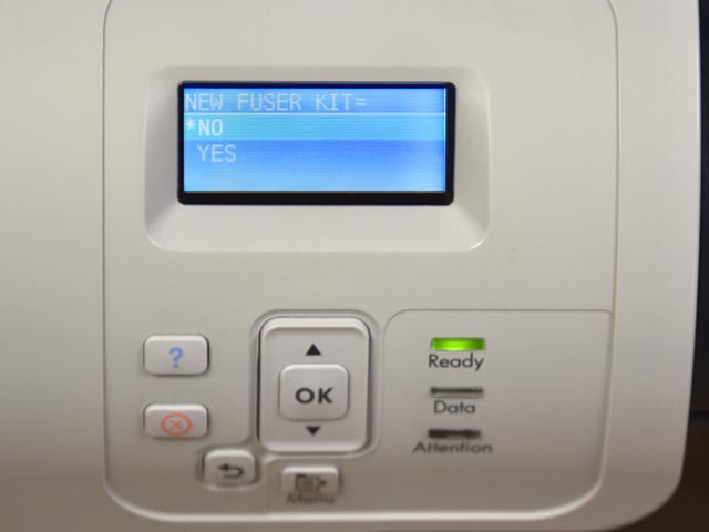 Step 5b: Press the down arrow button on your LJ CP3525’s panel to change the default selection.